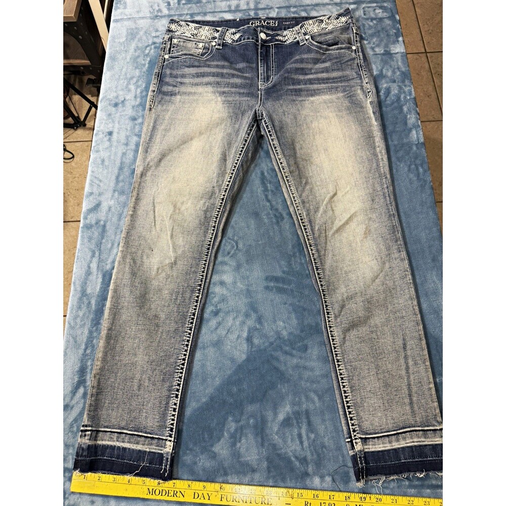 Grace in LA Women Easy Fit Bootcut Jeans Size 33 Embellished Rhinestone EN61761